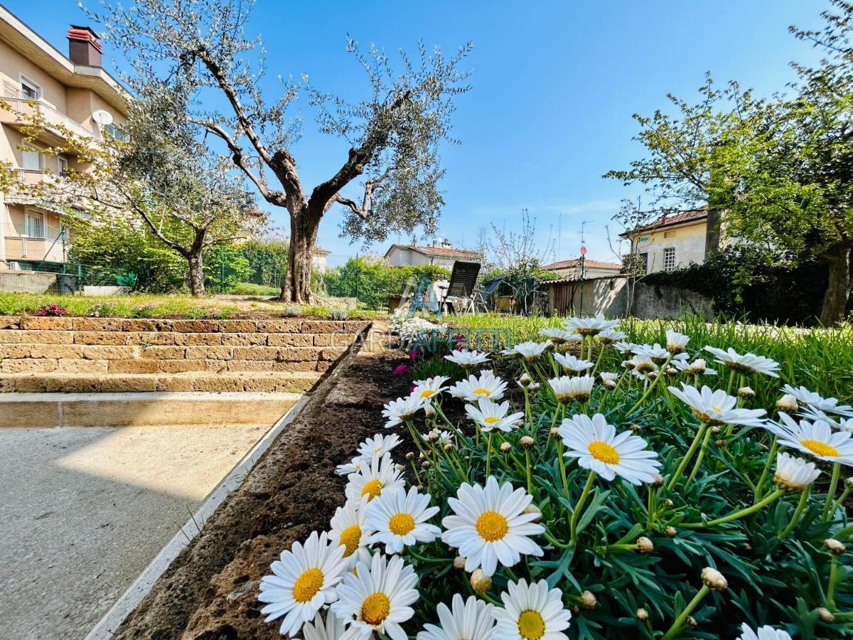Ares Apartment - Vicino Al Lago Di Garda E Alla Stazione Treno 데센자노델가르다 외부 사진