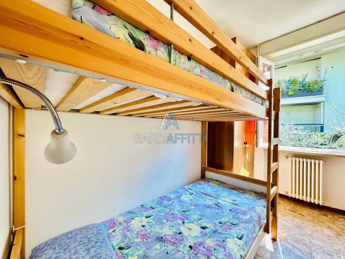 Ares Apartment - Vicino Al Lago Di Garda E Alla Stazione Treno 데센자노델가르다 외부 사진